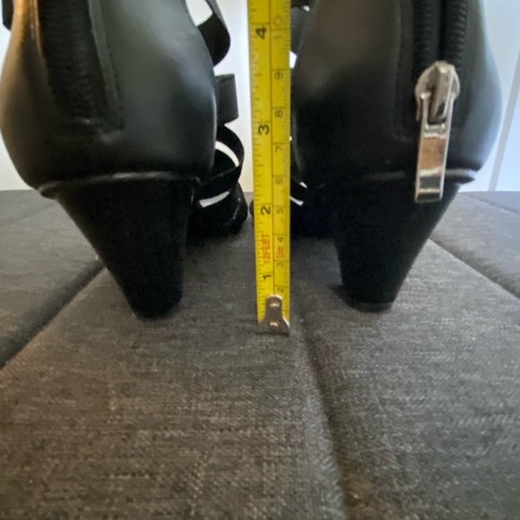 Coach and Four Black Band Open Toe Faux Leather Casual Office Heel Shoe-Sz-7.5 - Picture 13 of 15